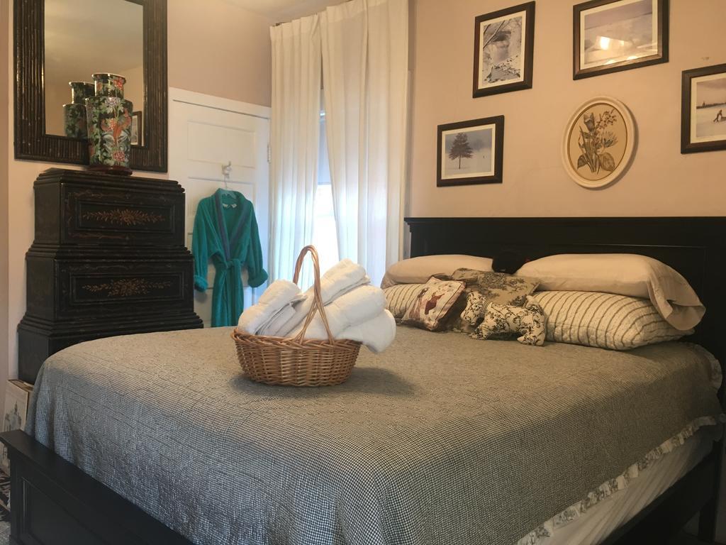Dresden B & B Лос-Анджелес Номер фото